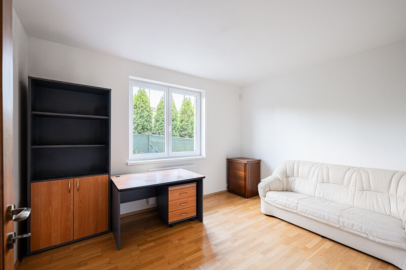 U Lesíka, Nová Ves - Praha-východ | Sale, House Four-bedroom (5+kk), 236 m²