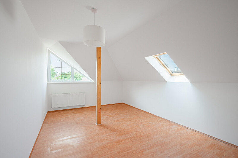 U Lesíka, Nová Ves - Praha-východ | Sale, House Four-bedroom (5+kk), 236 m²