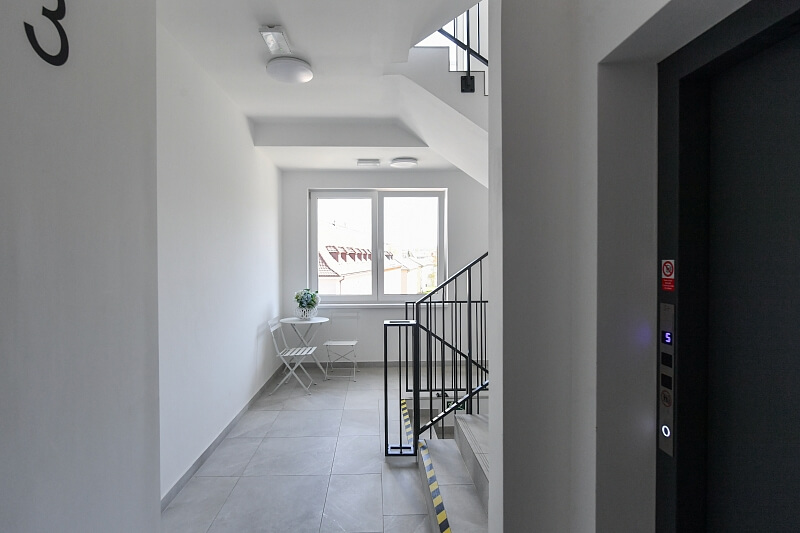 Karlovy Vary - Karlovy Vary | Sale, Apartment One-bedroom (2+kk), 97 m²