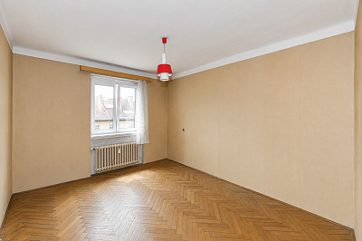 28. pluku, Vršovice - Prague 10 | Sale, Apartment Two-bedroom (3+1), 82 m²