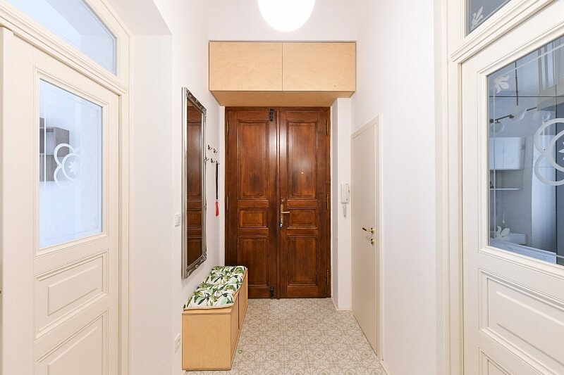 Varšavská, Vinohrady - Prague 2 | Rent, Apartment One-bedroom (2+kk), 50 m²