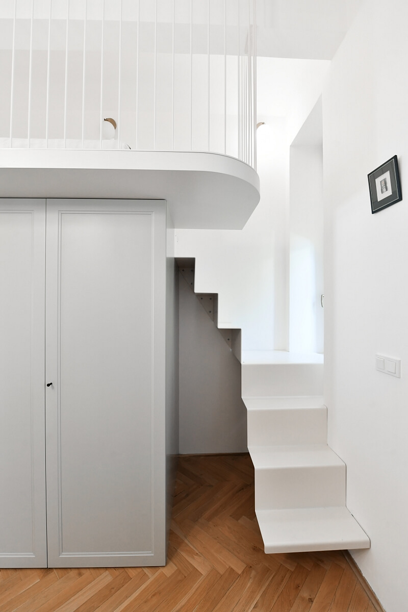 Varšavská, Vinohrady - Prague 2 | Rent, Apartment One-bedroom (2+kk), 50 m²