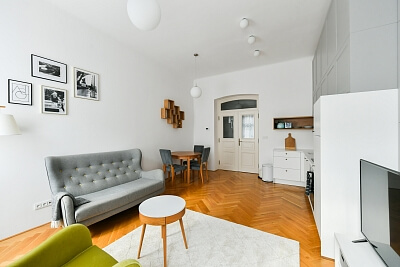 Varšavská, Vinohrady - Praha 2 | Pronájem, Byt 2+kk, 50 m²