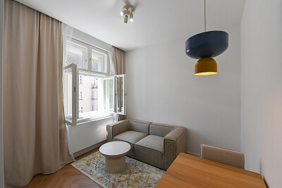 Na Spojce, Vršovice - Prague 10 | Rent, Apartment One-bedroom (2+kk), 44 m²