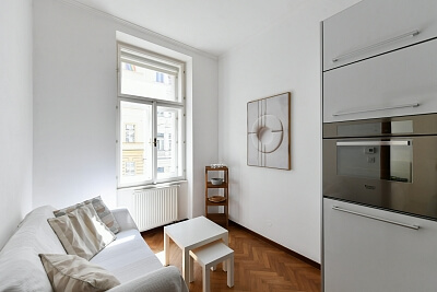 Koubkova, Nové Město - Prague 2 | Rent, Apartment One-bedroom (2+kk), 37 m²