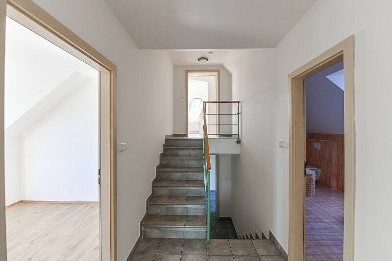 K Cihelně, Statenice - Praha-západ | Sale, House Four-bedroom (5+1), 222 m²
