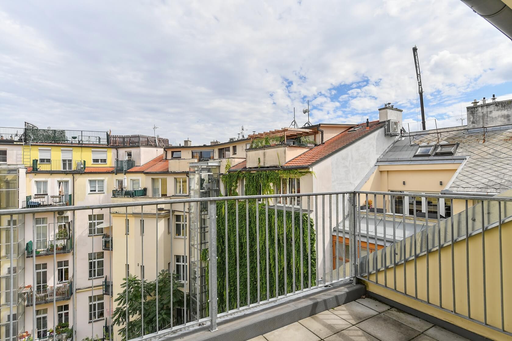 Mlynářská, Nové Město - Prague 1 | Sale, Apartment Two-bedroom (3+1), 104 m²