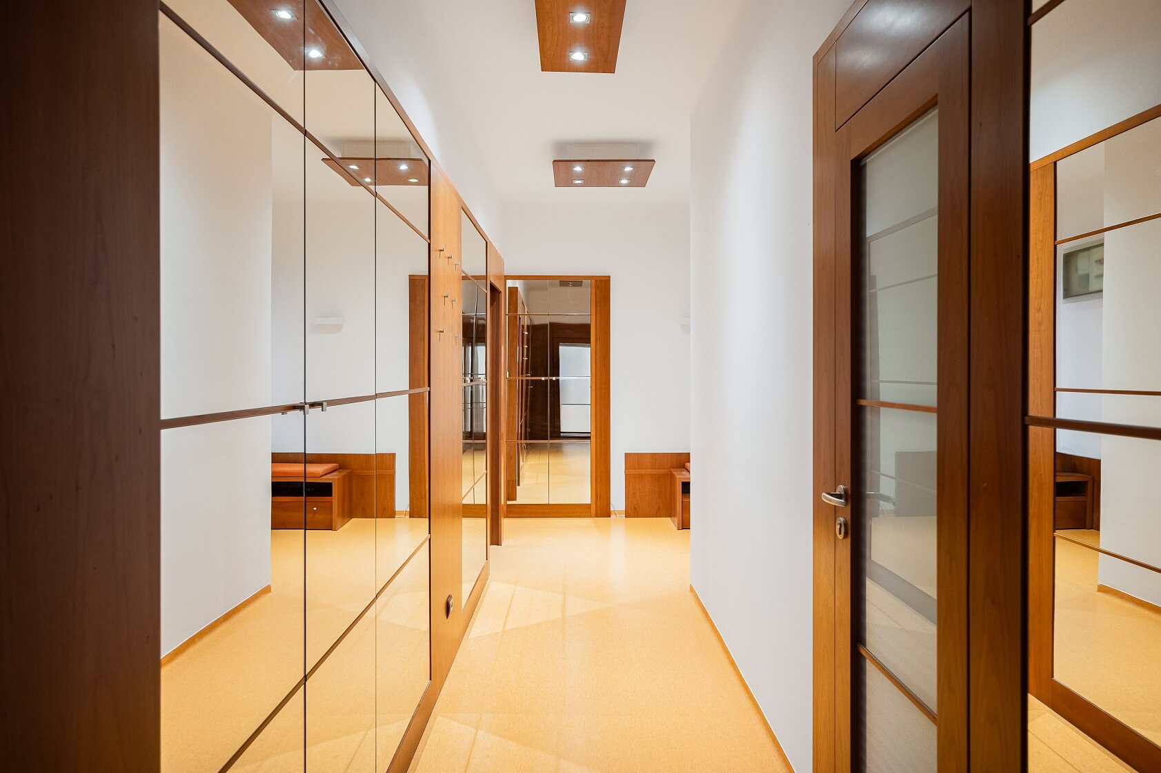 Ve Smečkách, Nové Město - Prague 1 | Sale, Apartment One-bedroom (2+kk), 88 m²