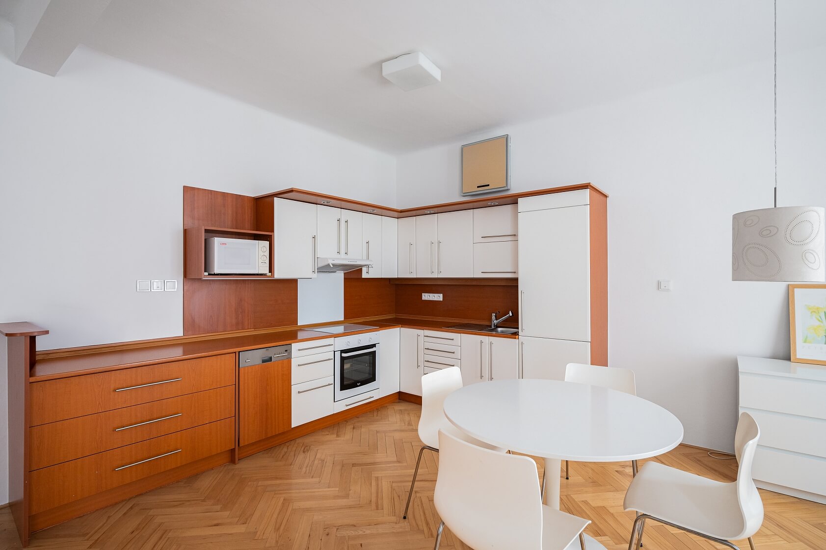Ve Smečkách, Nové Město - Prague 1 | Sale, Apartment One-bedroom (2+kk), 88 m²