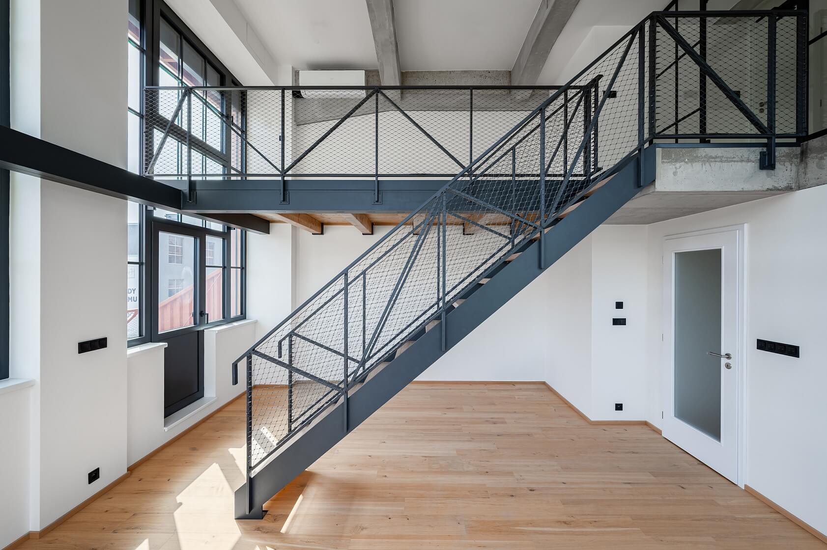 Kolbenova, Vysočany - Prague 9 | Sale, Apartment Two-bedroom (3+kk), 89 m²