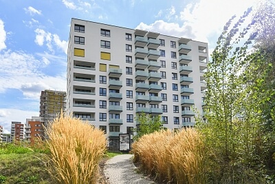 Pod Harfou, Vysočany - Praha 9 | Pronájem, Byt 2+kk, 48 m²