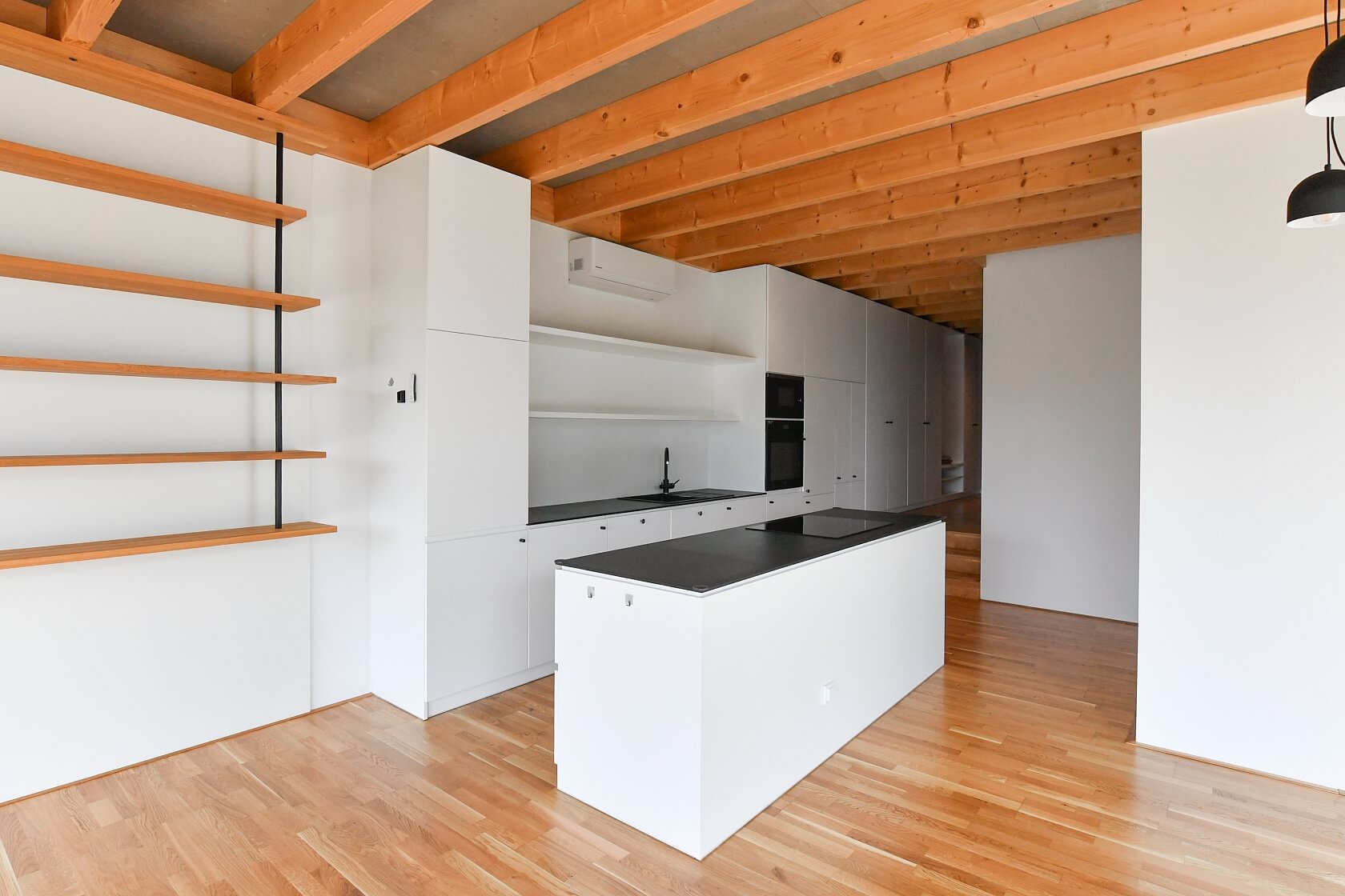 Nad Stráněmi, Senohraby - Praha-východ | Rent, House Four-bedroom (5+kk), 219 m²