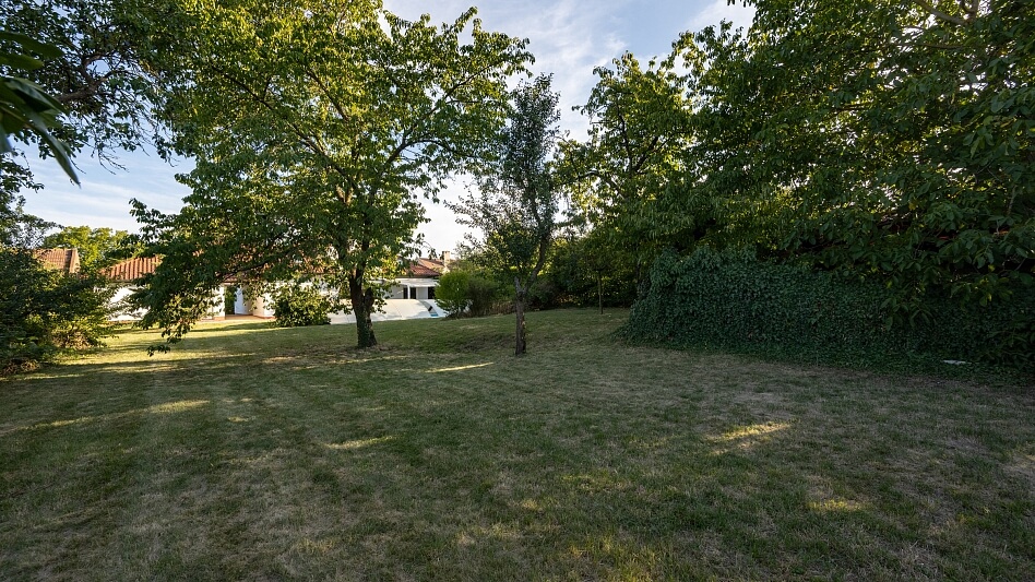 Kudlovice - Uherské Hradiště | Sale, House Four-bedroom (5+kk), 380 m²