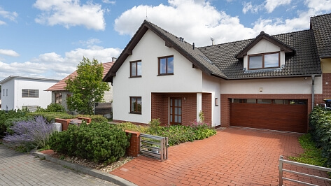 Svitáčkova, Střelice - Brno-venkov | Sale, House Four-bedroom (5+kk), 356 m²