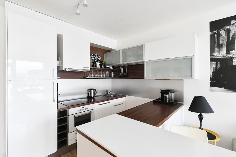 Svitákova, Stodůlky - Prague 5 | Sale, Apartment One-bedroom (2+kk), 58 m²