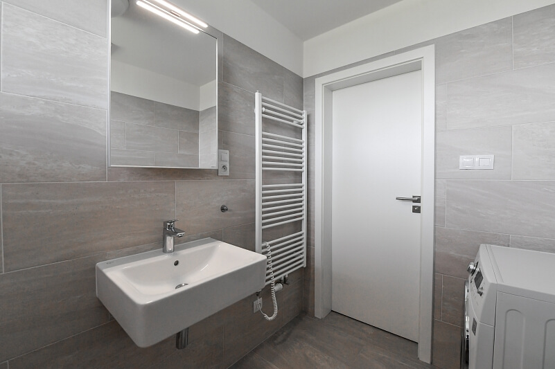 Učňovská, Hrdlořezy - Praha 9 | Pronájem, Byt 1+kk, 59 m²