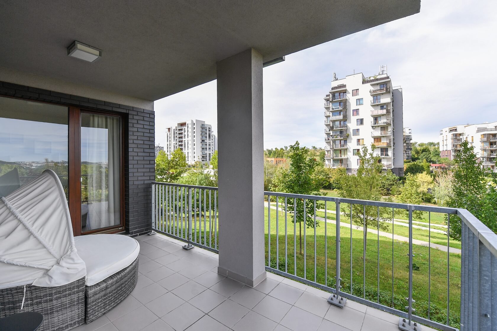 Učňovská, Hrdlořezy - Prague 9 | Rent, Apartment Studio (1+kk), 59 m²