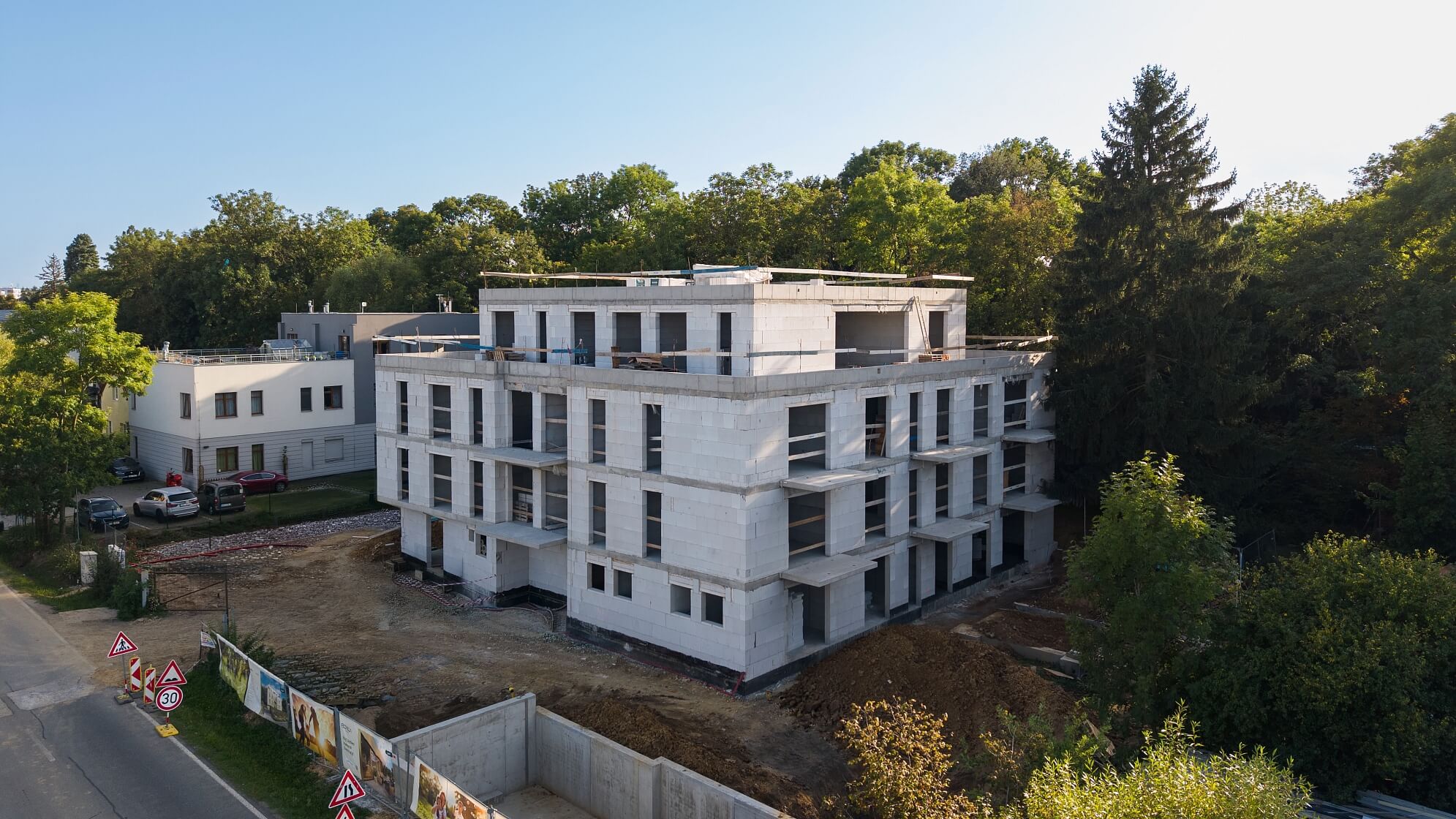 Bečovská, Uhříněves - Prague 10 | Sale, Apartment Three-bedroom (4+kk), 239 m²