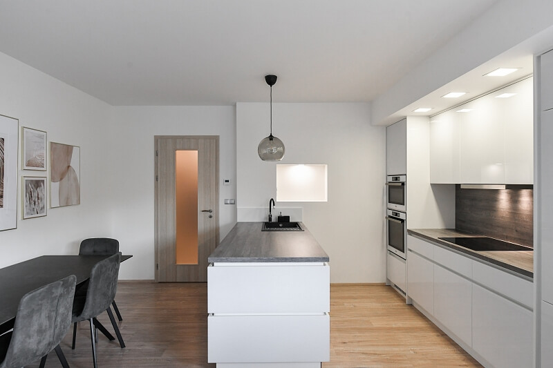 Sokolovská, Vysočany - Prague 9 | Rent, Apartment Two-bedroom (3+kk), 95 m²