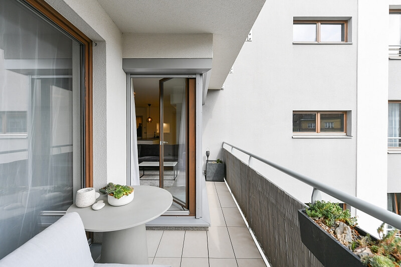 Sokolovská, Vysočany - Prague 9 | Rent, Apartment Two-bedroom (3+kk), 95 m²