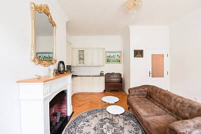 Veverkova, Holešovice - Prague 7 | Rent, Apartment One-bedroom (2+kk), 45 m²