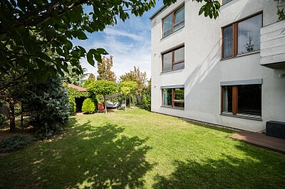 Hrozenkovská, Zličín - Prague 5 | Sale, Apartment Two-bedroom (3+kk), 77 m²