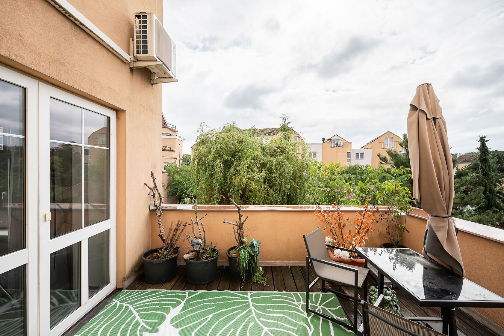 Za Kovárnou, Dolní Měcholupy - Prague 10 | Sale, Apartment Three-bedroom (4+1), 207 m²