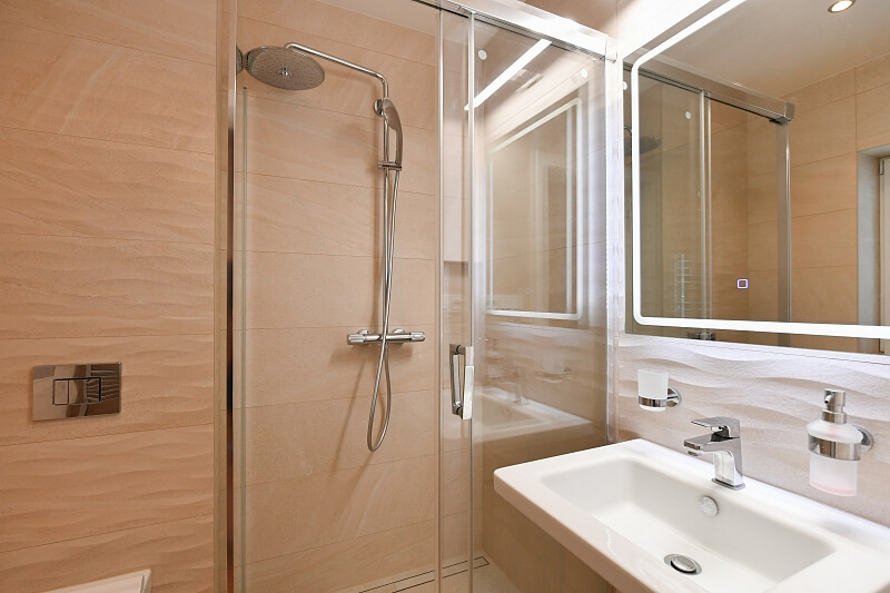 V Pěšinkách, Březiněves - Prague 8 | Sale, House Four-bedroom (5+kk), 206 m²