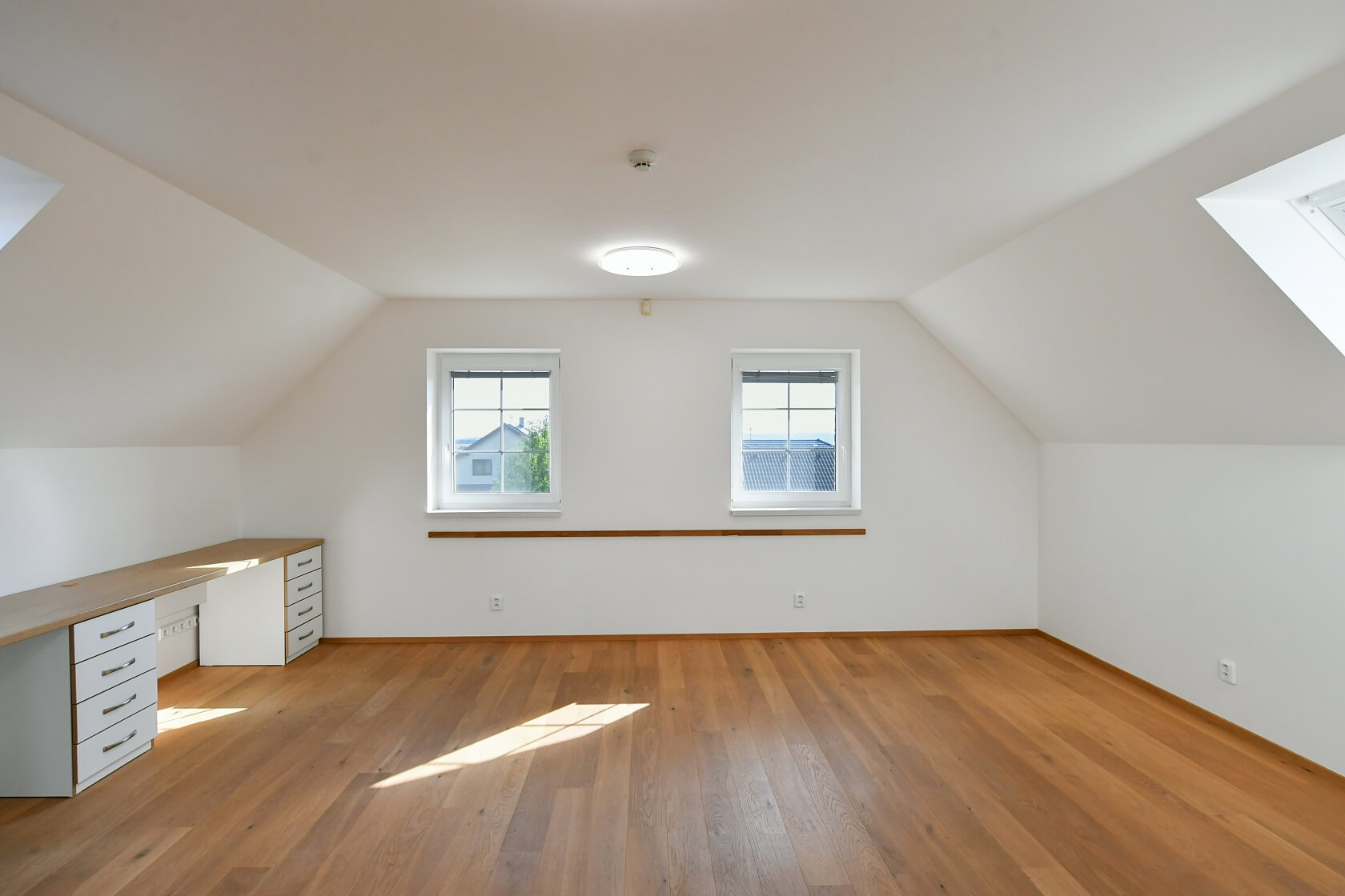 Libeř - Praha-západ | Rent, House Three-bedroom (4+kk), 259 m²