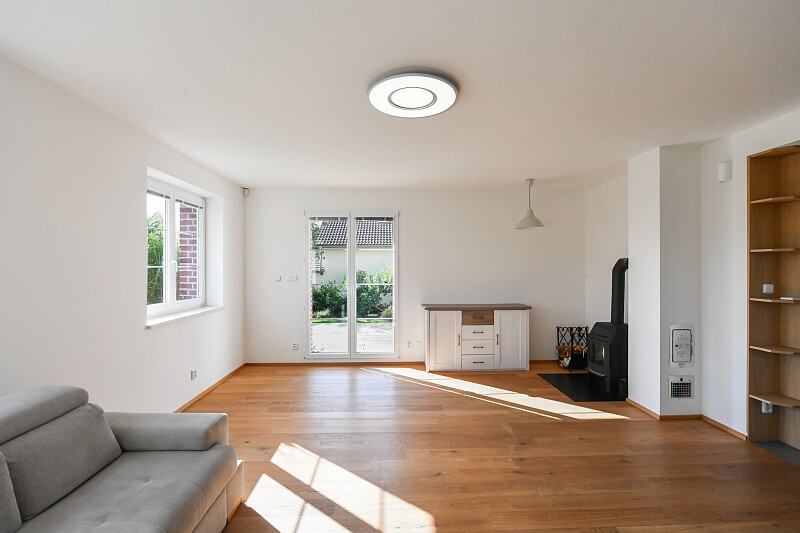 Libeř - Praha-západ | Pronájem, Rodinný dům 4+kk, 259 m²