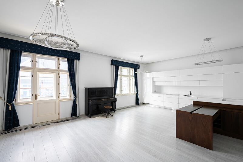 Národní obrany, Bubeneč - Praha 6 | Pronájem, Byt 2+kk, 83 m²