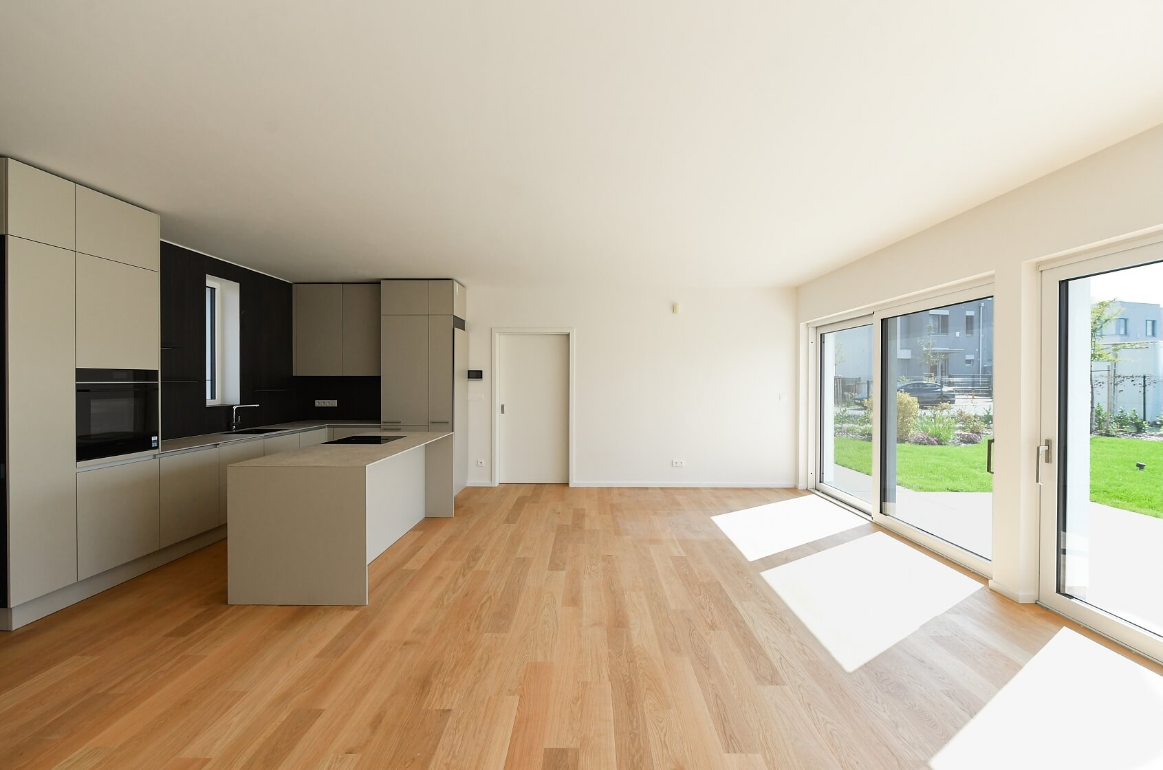 Cenomanská, Chýně - Praha-západ | Sale, House Four-bedroom (5+kk), 247 m²