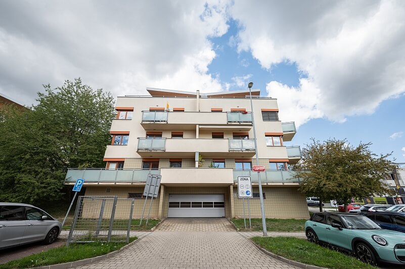 U Panské zahrady, Jinonice - Prague 5 | Sale, Apartment One-bedroom (2+kk), 75 m²