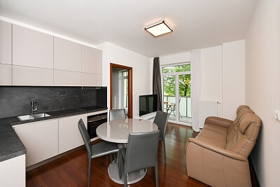 Karlovy Vary - Karlovy Vary | Sale, Apartment Two-bedroom (3+kk), 68 m²