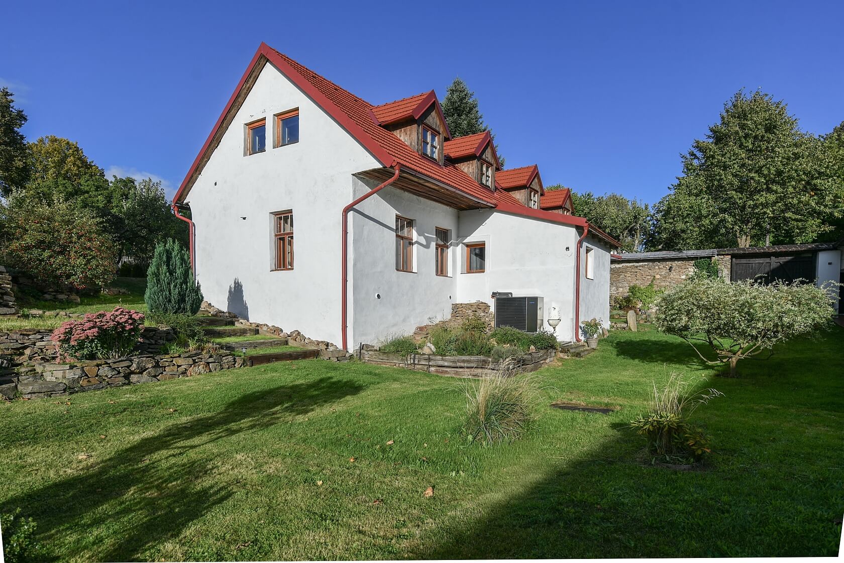 Černovice - Pelhřimov | Sale, House Three-bedroom (4+kk), 209 m²