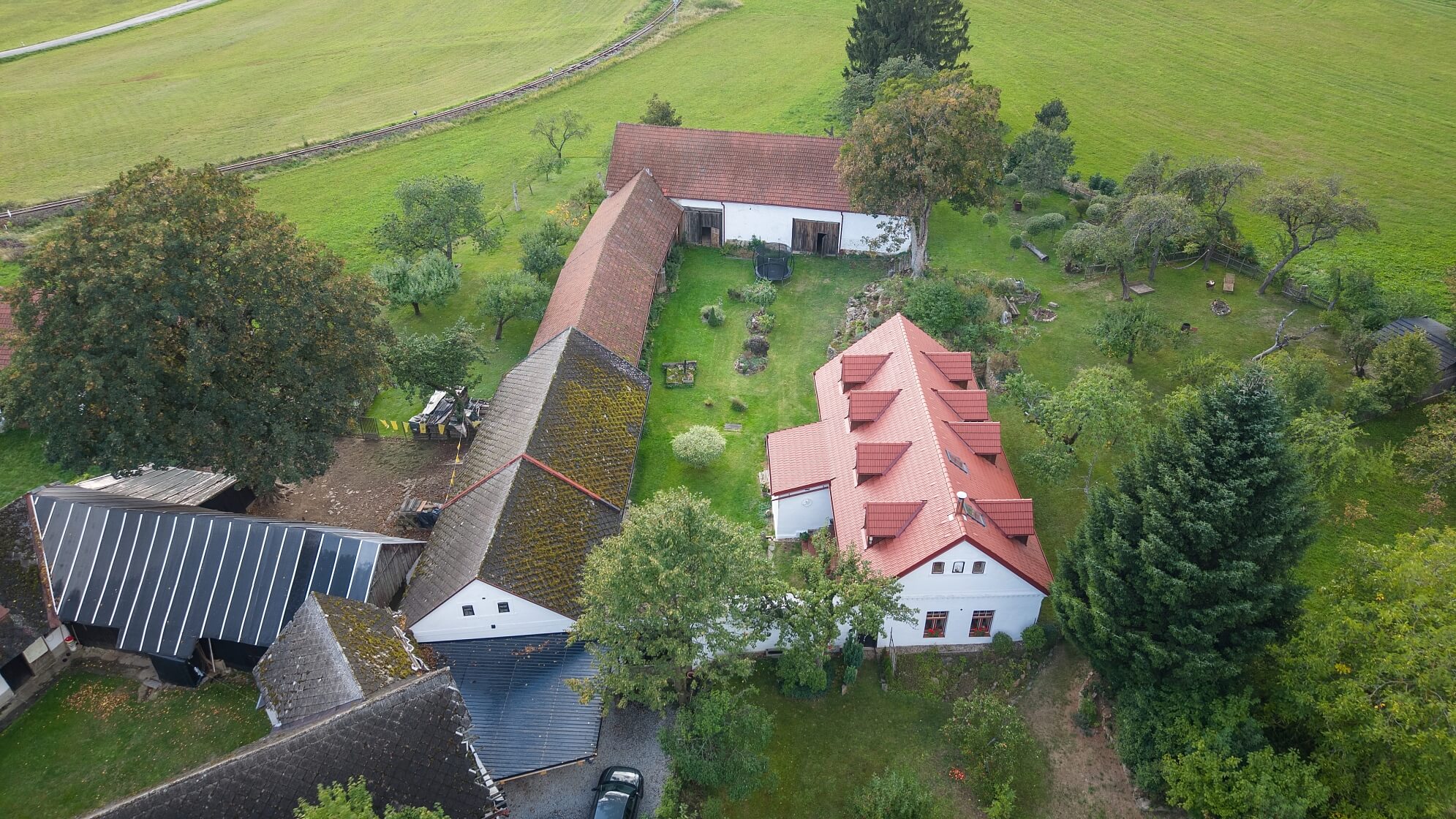 Černovice - Pelhřimov | Sale, House Three-bedroom (4+kk), 209 m²