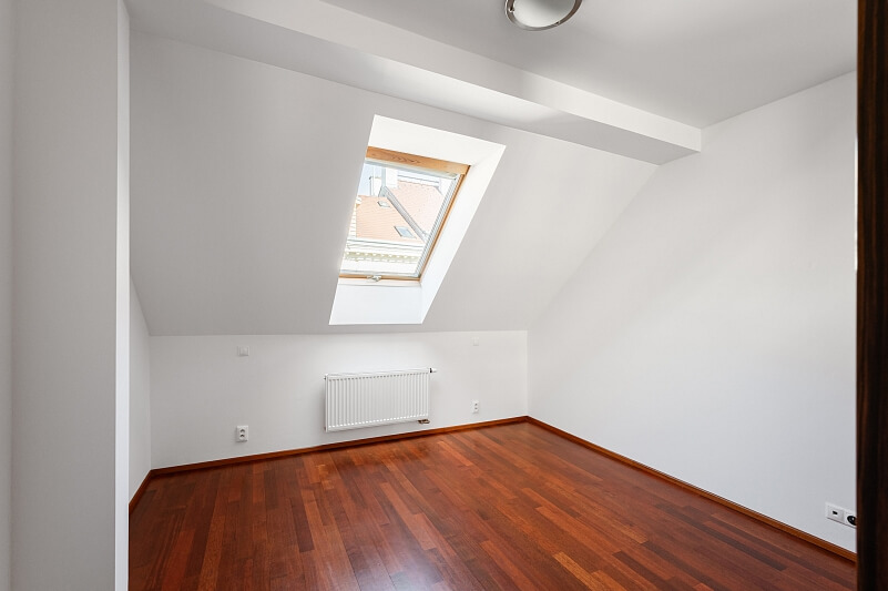 Jana Masaryka, Vinohrady - Prague 2 | Rent, Apartment Two-bedroom (3+kk), 110 m²