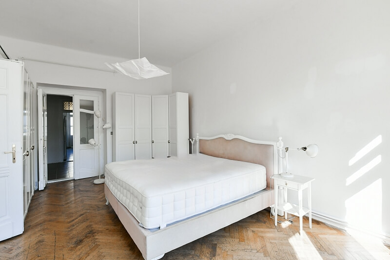 Náplavní, Nové Město - Prague 2 | Rent, Apartment Two-bedroom (3+1), 110 m²