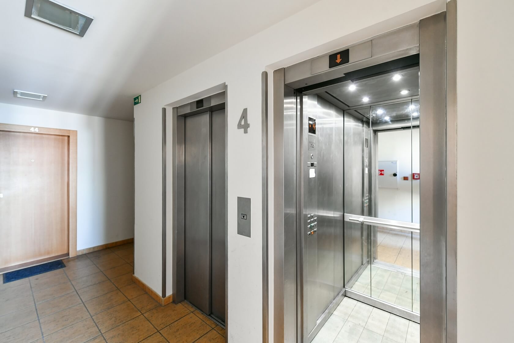 Na Zatlance, Smíchov - Prague 5 | Rent, Apartment One-bedroom (2+kk), 45 m²