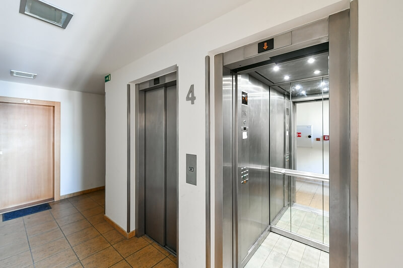 Na Zatlance, Smíchov - Prague 5 | Rent, Apartment One-bedroom (2+kk), 45 m²