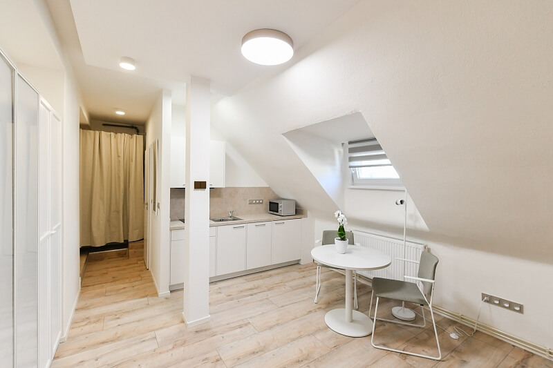 Ke Dvoru, Vokovice - Praha 6 | Pronájem, Byt 1+kk, 35 m²