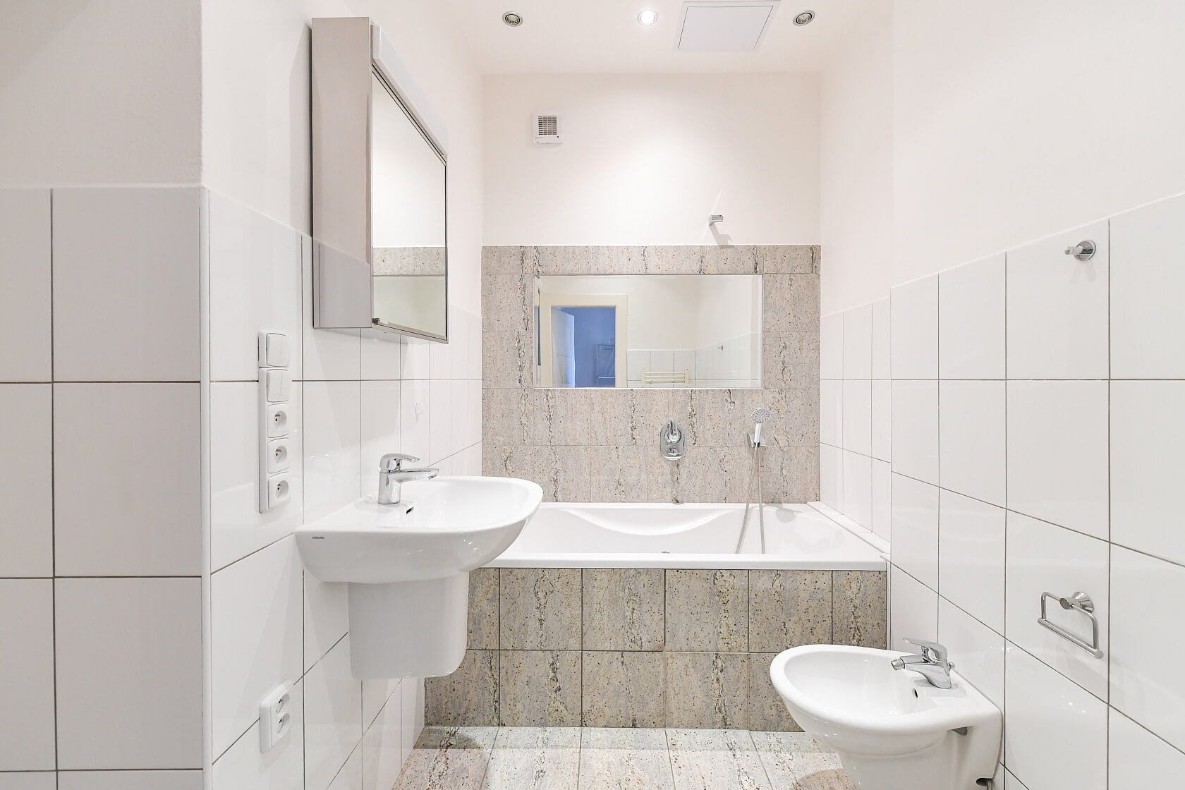 U Staré školy, Staré Město - Prague 1 | Rent, Apartment Two-bedroom (3+1), 116 m²