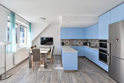 Františka Kadlece, Libeň - Praha 8 | Pronájem, Byt 4+kk, 102 m²