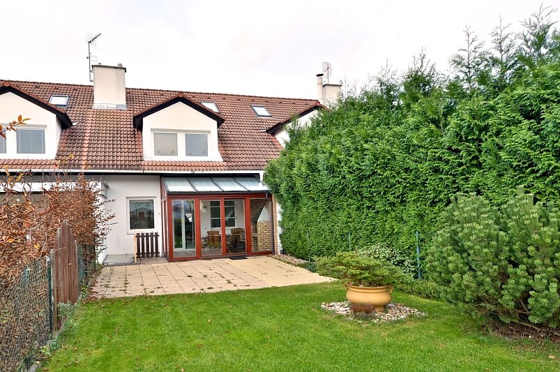 Smetanova, Velké Přílepy - Praha-západ | Pronájem, Rodinný dům 5+kk, 247 m²