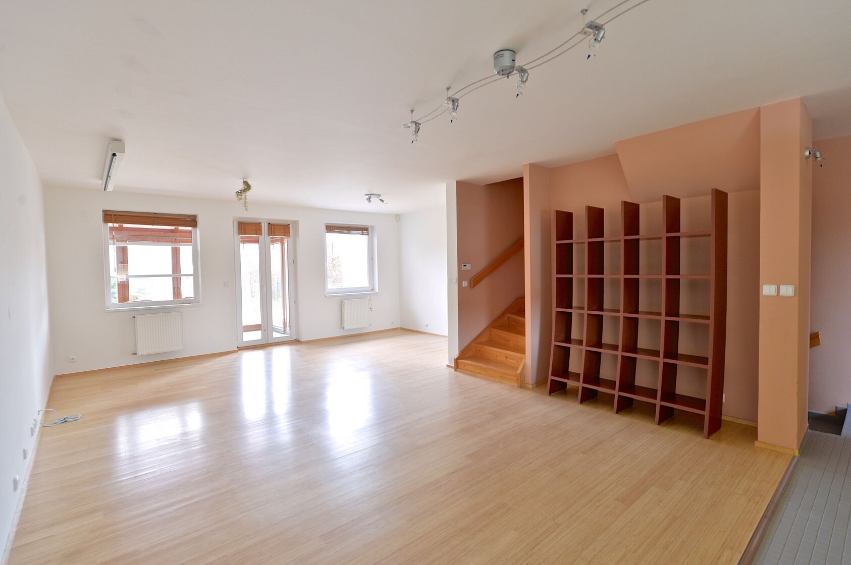 Smetanova, Velké Přílepy - Praha-západ | Rent, House Four-bedroom (5+kk), 247 m²