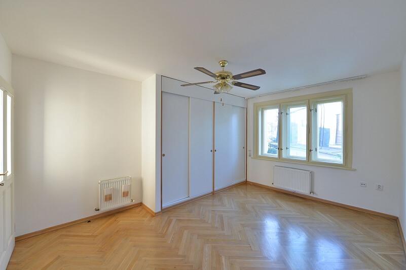 Na baště sv. Ludmily, Hradčany - Prague 6 | Rent, Apartment Two-bedroom (3+1), 128 m²