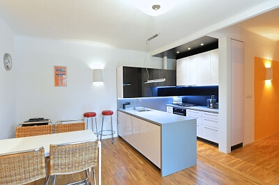 Šrobárova, Vinohrady - Prague 3 | Rent, Apartment One-bedroom (2+kk), 49 m²