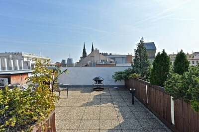 Londýnská, Vinohrady - Praha 2 | Pronájem, Byt 2+kk, 250 m²