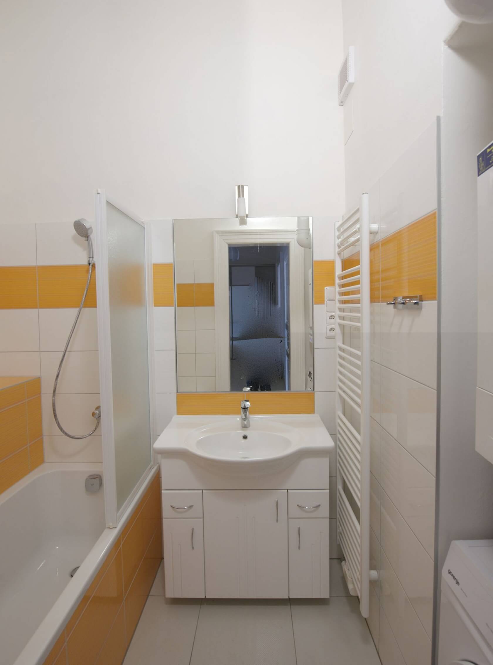 Italská, Vinohrady - Prague 2 | Rent, Apartment One-bedroom (2+1), 91 m²
