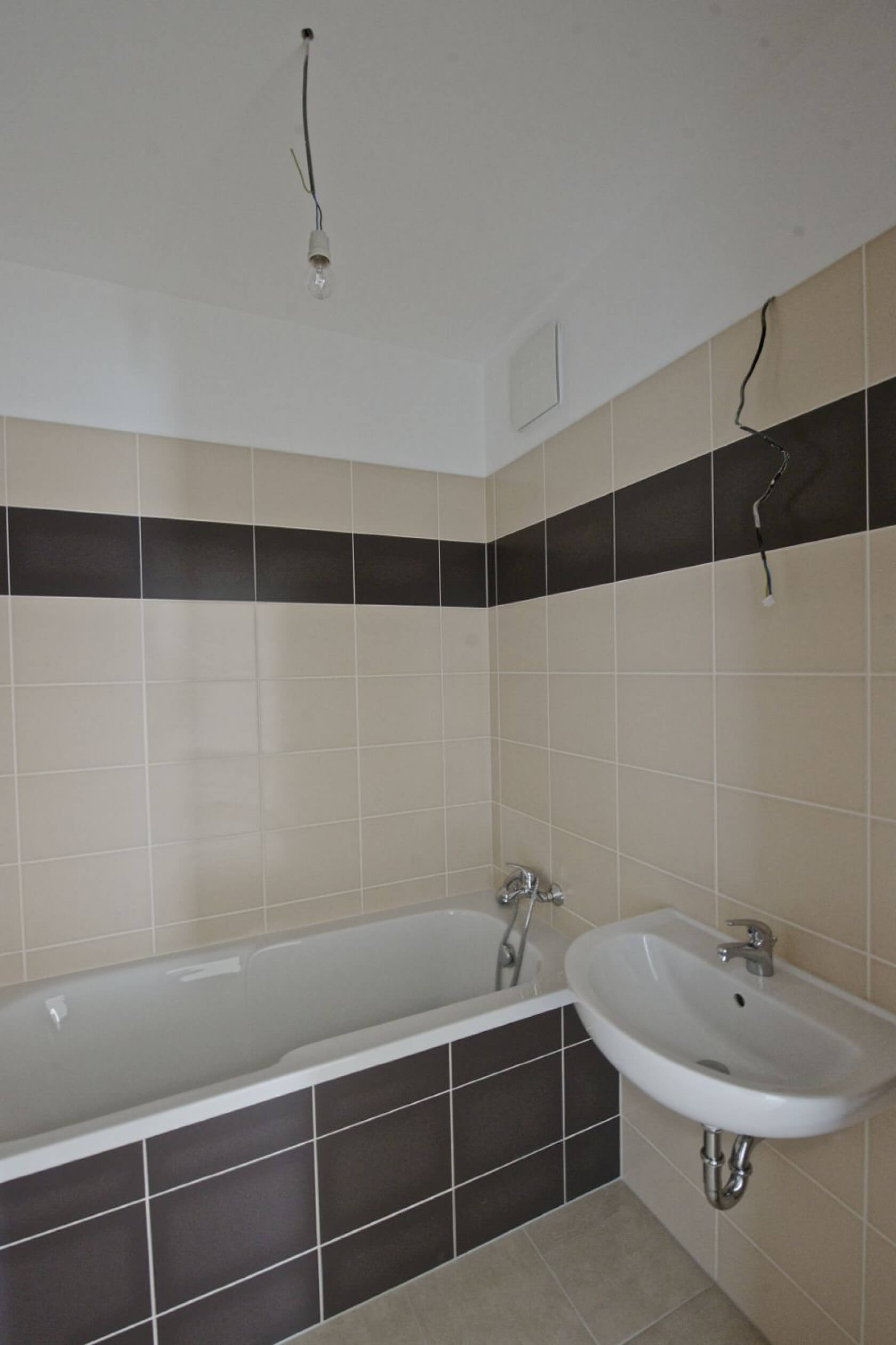 Nárožní, Stodůlky - Prague 5 | Sale, Apartment Two-bedroom (3+kk), 84 m²